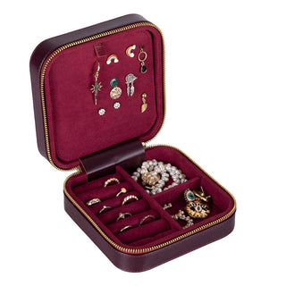 Amanda Mücevher Kutusu, Large