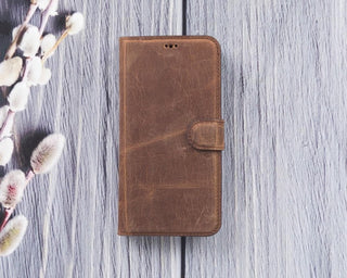 Magic iPhone 12 / 12 Pro Detachable Leather Wallet Case