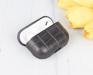 Juni Leather AirPods Pro 1 and AirPods Pro 2 Case