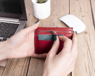 Zip Card Leather Holder