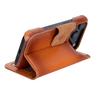 Bouletta Phone Case Elite Magic iPhone 17 Pro Leather Detachable Wallet Case Premium Koruma