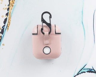 Bouletta AirPods Case Jupp Hooked Leather AirPods 1 and AirPods 2 Case Premium Koruma