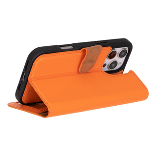 Bouletta Phone Case Magic iPhone 16 Pro Detachable Leather Wallet Case Premium Koruma