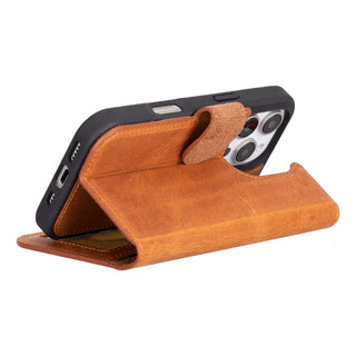 Bouletta Phone Case Magic iPhone 16 Pro Detachable Leather Wallet Case Premium Koruma
