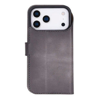 Bouletta Phone Case Magic iPhone 17 Pro Leather Detachable Wallet Case Premium Koruma