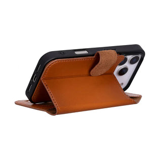 Bouletta Phone Case Magic iPhone 18 Pro Max Leather Detachable Wallet Case Premium Koruma