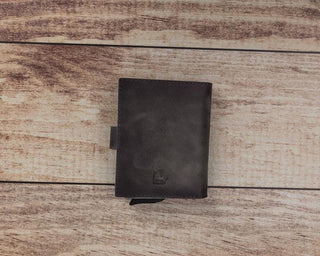 Bouletta Card Holder Palermo Mechanical Leather Card Holder Premium Koruma