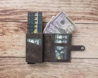 Bouletta Card Holder Palermo Mechanical Leather Card Holder Premium Koruma