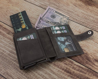 Bouletta Card Holder Palermo Mechanical Leather Card Holder Premium Koruma