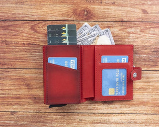 Bouletta Card Holder Red Palermo Mechanical Leather Card Holder Premium Koruma
